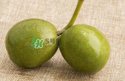 青皮核桃怎么泡酒？青皮核桃泡酒的功效