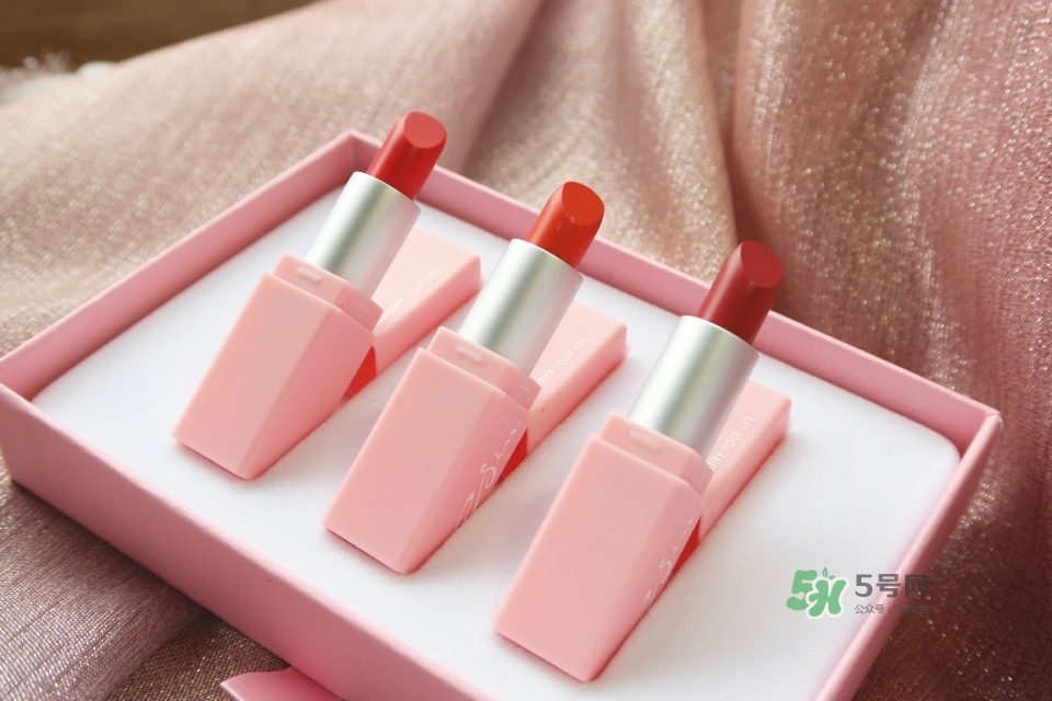 草木之心口袋口紅色號_草木之心口紅套裝試色圖 草木之心口袋口紅色號_草木之心口紅套裝試色圖