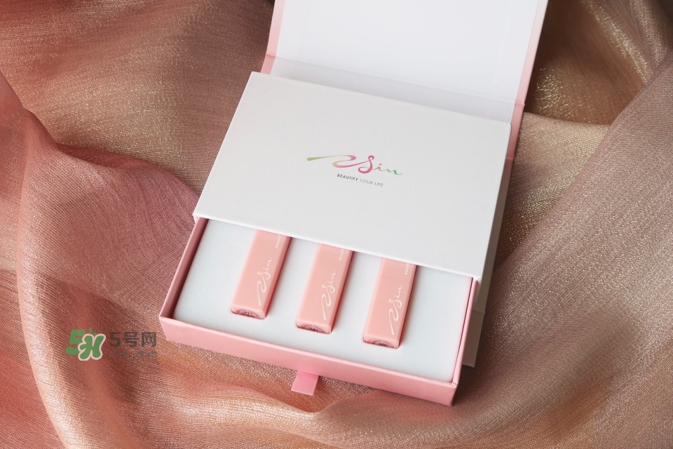 草木之心口袋口紅色號_草木之心口紅套裝試色圖 草木之心口袋口紅色號_草木之心口紅套裝試色圖