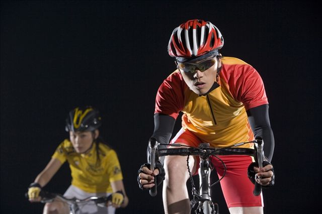 夏天騎自行車怎么防曬 夏天騎電動車如何防曬 夏天騎自行車怎么防曬 夏天騎電動車如何防曬