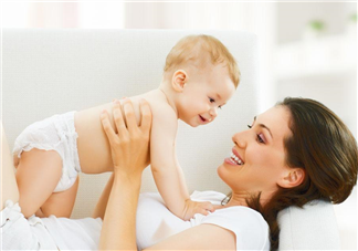 夏天寶寶咳嗽有痰吃什么好的快？寶寶夏天咳嗽有痰怎么辦？