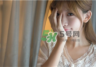 舌苔發(fā)白吃什么好?舌苔發(fā)白可以吃的食物 舌苔發(fā)白吃什么好?舌苔發(fā)白可以吃的食物