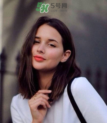 鎖骨發(fā)怎么扎好看？鎖骨發(fā)怎么打理？