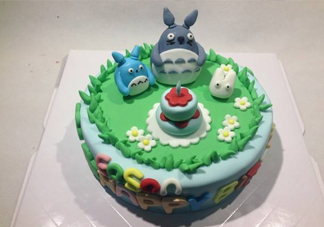 翻糖蛋糕好吃嗎？翻糖蛋糕能用戚風蛋糕坯嗎