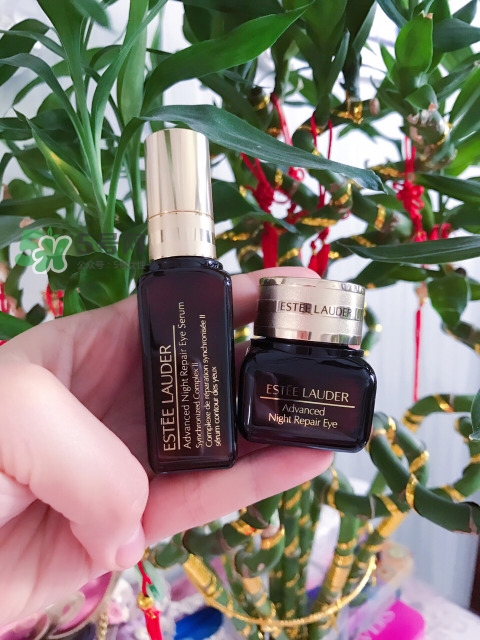 雅詩蘭黛小棕瓶眼霜效果怎么樣 雅詩蘭黛小棕瓶眼霜到底好不好 雅詩蘭黛小棕瓶眼霜效果怎么樣 雅詩蘭黛小棕瓶眼霜到底好不好