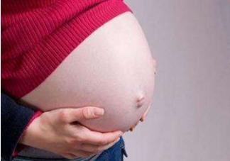 孕期可以蹲著上廁所嗎？孕期上廁所會壓到寶寶嗎？