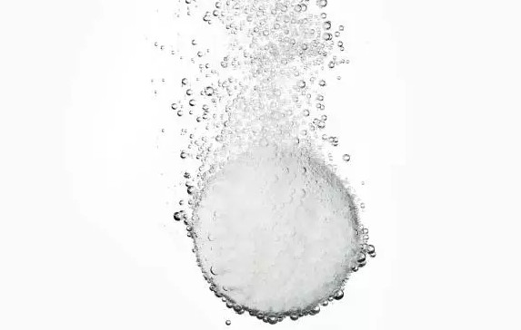 蘇打水是碳酸飲料嗎？蘇打水和碳酸飲料的區(qū)別