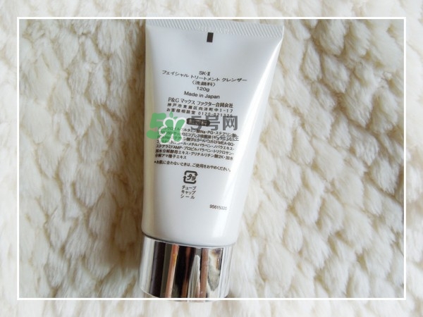 SK2護(hù)膚潔面霜怎么樣？sk2潔面霜是洗面奶嗎？