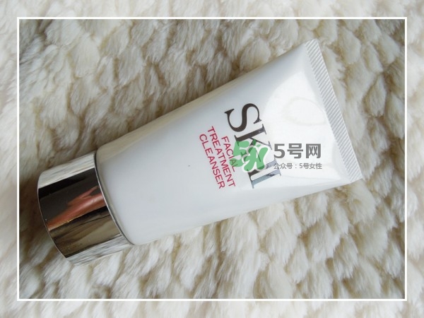 SK2護(hù)膚潔面霜怎么樣？sk2潔面霜是洗面奶嗎？