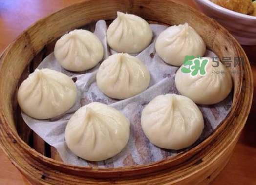 蟹黃包哪里的好吃?_蟹黃湯包哪里的正宗_蟹黃湯包怎么吃 蟹黃包哪里的好吃?_蟹黃湯包哪里的正宗_蟹黃湯包怎么吃