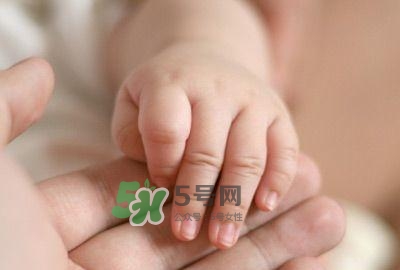 生孩子前要準(zhǔn)備什么？生孩子一般要多久？
