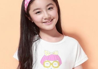 14歲女生胸部變大是正常的嗎？14歲女生的胸多大正常？