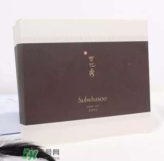 雪花秀蜜皂真假怎么鑒定 雪花秀蜜皂真假對比圖 雪花秀蜜皂真假怎么鑒定 雪花秀蜜皂真假對比圖