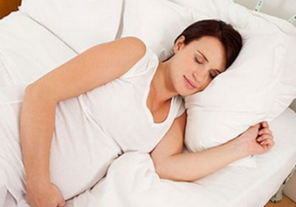 孕婦左側(cè)臥睡不著怎么辦？孕期左側(cè)睡不舒服怎么辦？