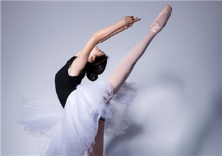 拉筋多久才能下一字馬？一字馬要練多久？