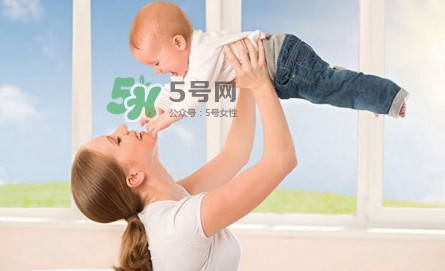 破腹產(chǎn)多久可以喂養(yǎng)母乳？破腹產(chǎn)惡露多久后干凈算正常