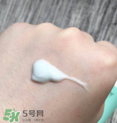 薇姿凈顏無(wú)瑕保濕乳液好用嗎 薇姿凈顏無(wú)瑕保濕乳液好用嗎