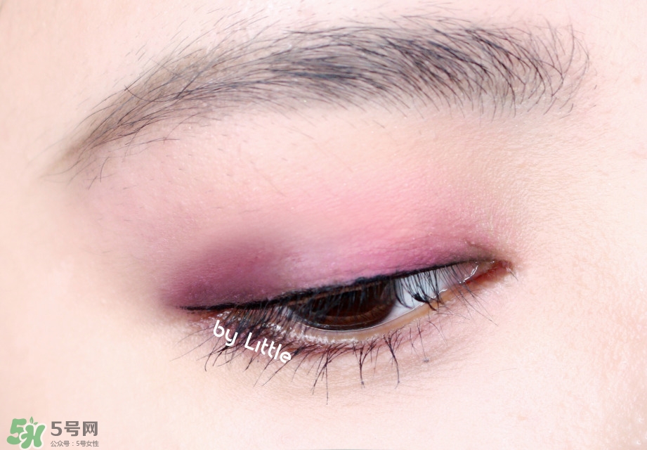 urban decay basquiat眼影盤(pán)色號(hào)_巴斯奎特眼影盤(pán)試色圖 urban decay basquiat眼影盤(pán)色號(hào)_巴斯奎特眼影盤(pán)試色圖