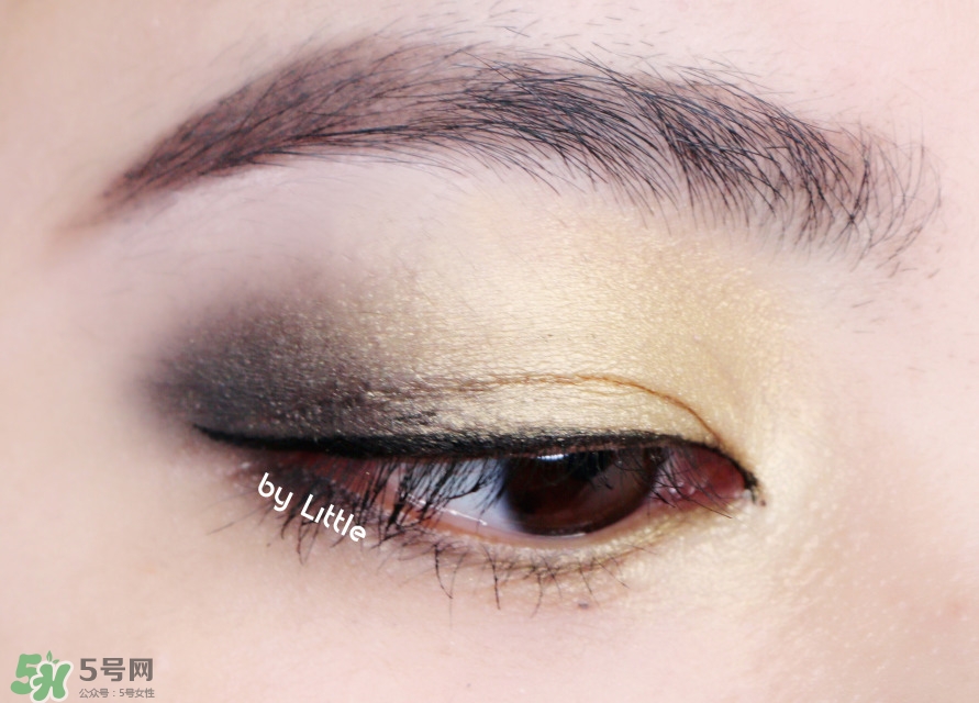 urban decay basquiat眼影盤(pán)色號(hào)_巴斯奎特眼影盤(pán)試色圖 urban decay basquiat眼影盤(pán)色號(hào)_巴斯奎特眼影盤(pán)試色圖