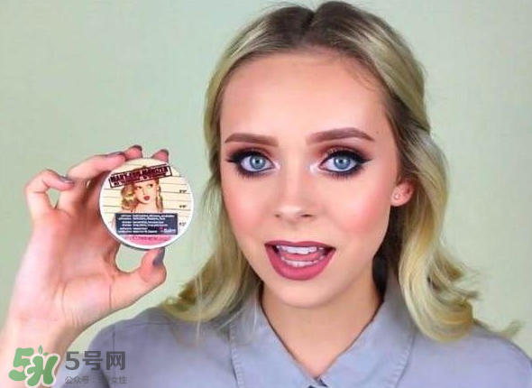 The balm高光粉餅怎么樣？The balm高光粉餅好用嗎？