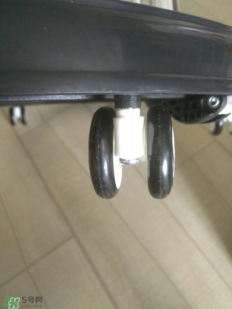 學步車哪個牌子的好？寶寶幾個月可以坐學步車？