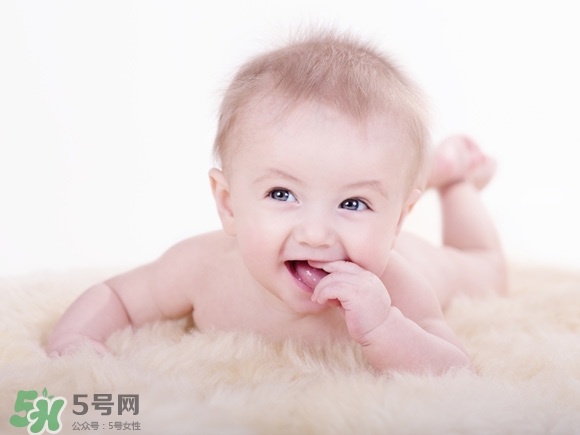 兒童安全座椅要坐到幾歲？兒童安全座椅適合多大的孩子？