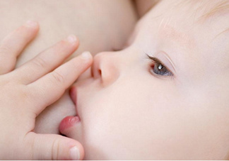 母乳能做什么？母乳可以放冰箱保鮮多久？