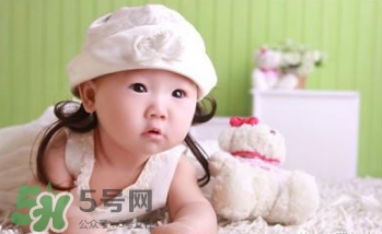 寶寶發(fā)燒睡著了還要物理降溫嗎-怎么降溫？