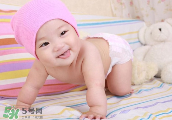 寶寶發(fā)燒出汗可以蓋被子嗎？寶寶發(fā)燒出汗了會退燒嗎？