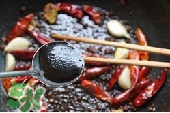 香辣蟹怎么做最好吃？香辣蟹怎么處理螃蟹？