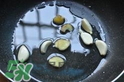 香辣蟹怎么做最好吃？香辣蟹怎么處理螃蟹？