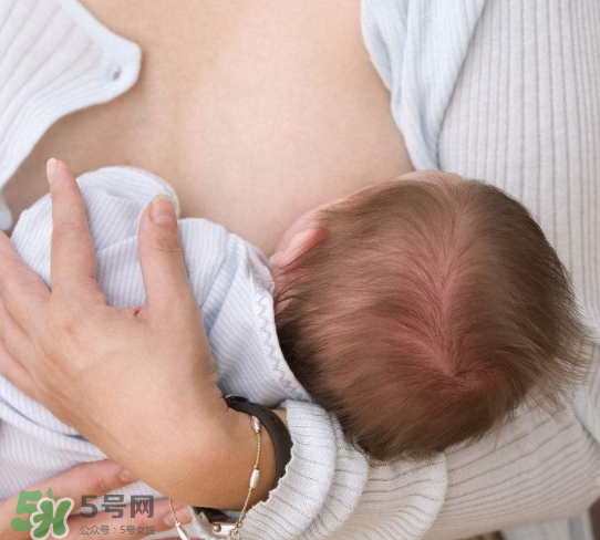 顏值低或因輸在了母乳上  母乳喂養(yǎng)的孩子更好看嗎？