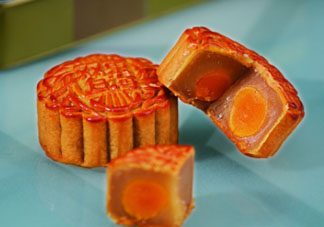 月餅皮可以用低筋面粉嗎？月餅皮用什么面粉？