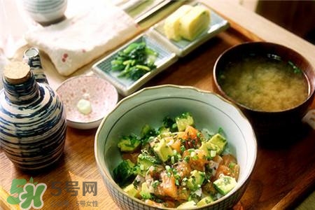 哪些人不適合吃牛油果？牛油果的飲食禁忌