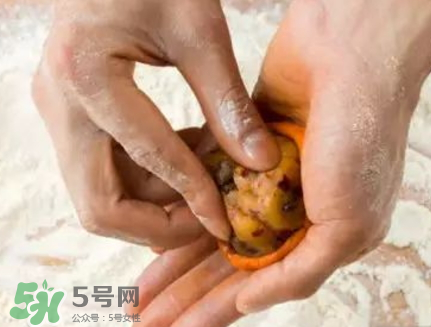 自貢冷吃兔月餅怎么吃_好吃嗎_怎么做 自貢冷吃兔月餅怎么吃_好吃嗎_怎么做