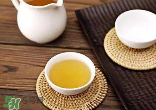 柿子葉可以泡茶喝嗎 柿子葉怎么泡茶 柿子葉可以泡茶喝嗎 柿子葉怎么泡茶