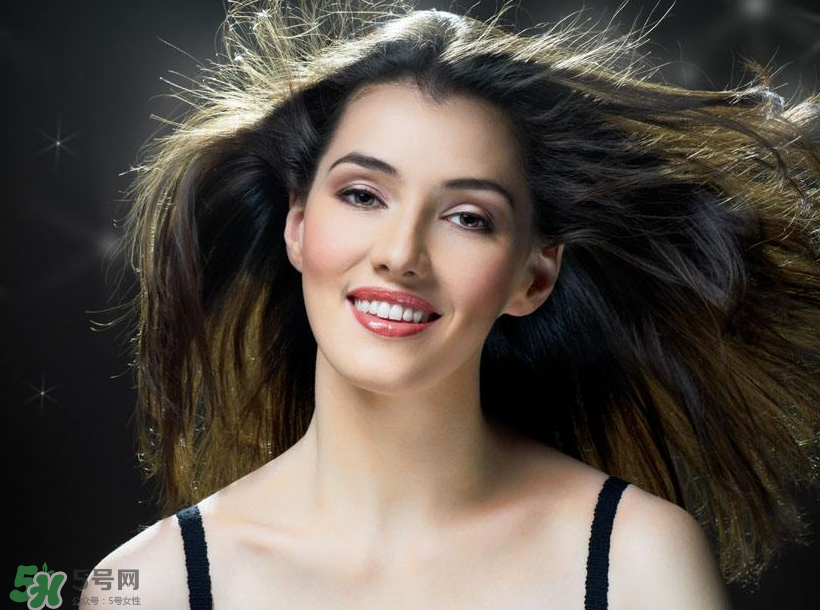 乳腺炎是熱敷還是冷敷？乳腺炎應(yīng)該熱敷還是冷敷？