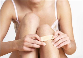 風(fēng)濕會引起腰痛嗎？風(fēng)濕會引起手麻嗎？