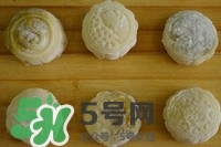 榴蓮冰皮月餅的做法？榴蓮冰皮月餅價(jià)格