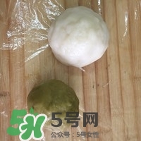榴蓮冰皮月餅的做法？榴蓮冰皮月餅價(jià)格
