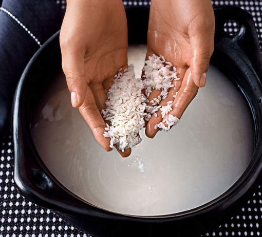 淘米水洗臉會(huì)變白嗎 淘米水有美白效果嗎 淘米水洗臉會(huì)變白嗎 淘米水有美白效果嗎