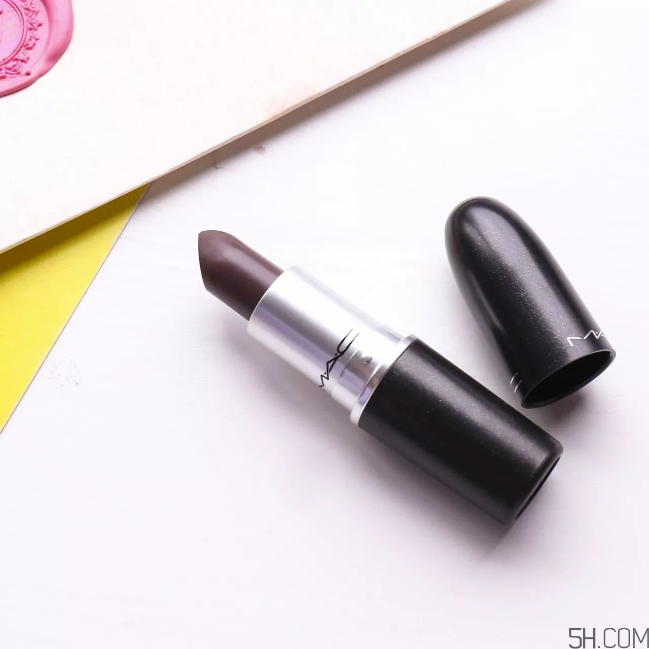 吃土色口紅推薦牌子 土色口紅是什么顏色圖片 吃土色口紅推薦牌子 土色口紅是什么顏色圖片