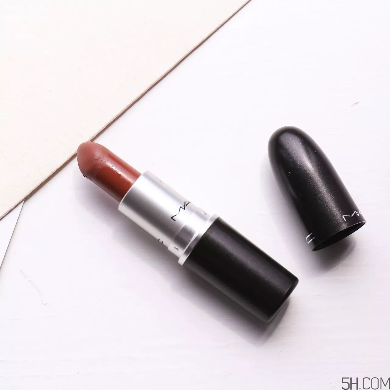 吃土色口紅推薦牌子 土色口紅是什么顏色圖片 吃土色口紅推薦牌子 土色口紅是什么顏色圖片