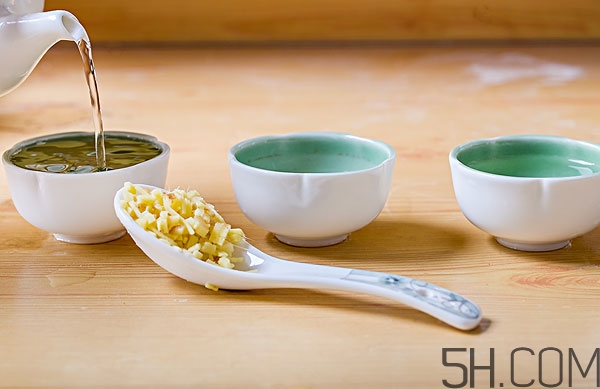 每天用生姜水洗頭好嗎 用生姜水洗頭正確步驟 每天用生姜水洗頭好嗎 用生姜水洗頭正確步驟