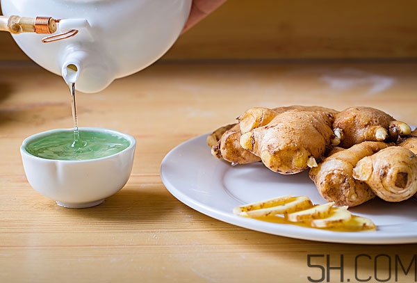 每天用生姜水洗頭好嗎 用生姜水洗頭正確步驟 每天用生姜水洗頭好嗎 用生姜水洗頭正確步驟