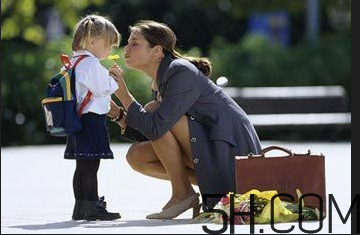 寶寶多大上幼兒園合適？寶寶上幼兒園早好嗎？