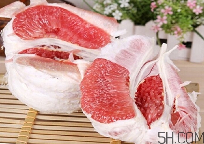 吃紅心柚子有什么好處？紅心柚子的功效與作用