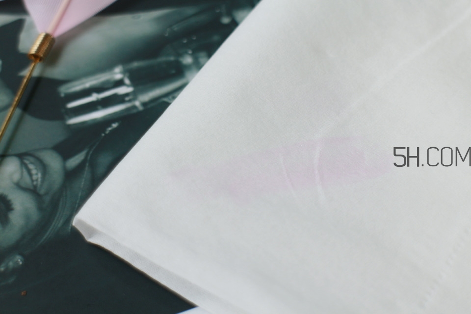 fox變色唇膏怎么樣_fox變色唇膏好用嗎 fox變色唇膏怎么樣_fox變色唇膏好用嗎