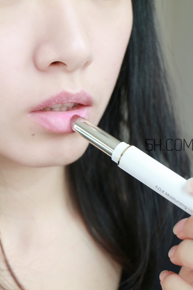 fox變色唇膏怎么樣_fox變色唇膏好用嗎 fox變色唇膏怎么樣_fox變色唇膏好用嗎