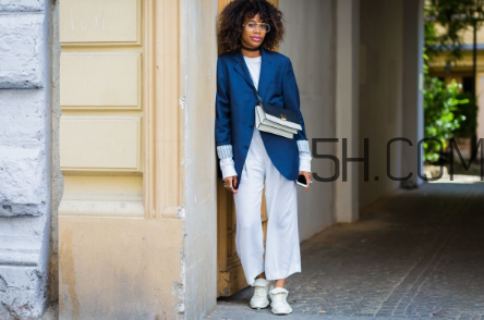 藍(lán)色西裝怎么搭配好看？藍(lán)色西裝搭配圖片